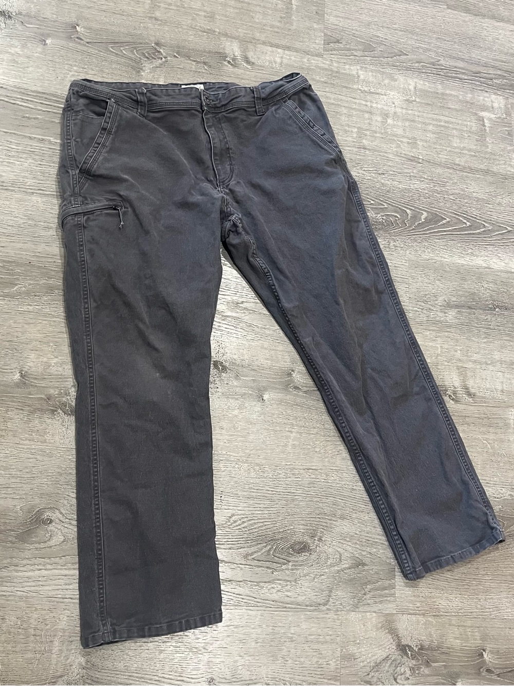 Weatherproof Vintage Men's Relaxed Dark Gray Jeans
